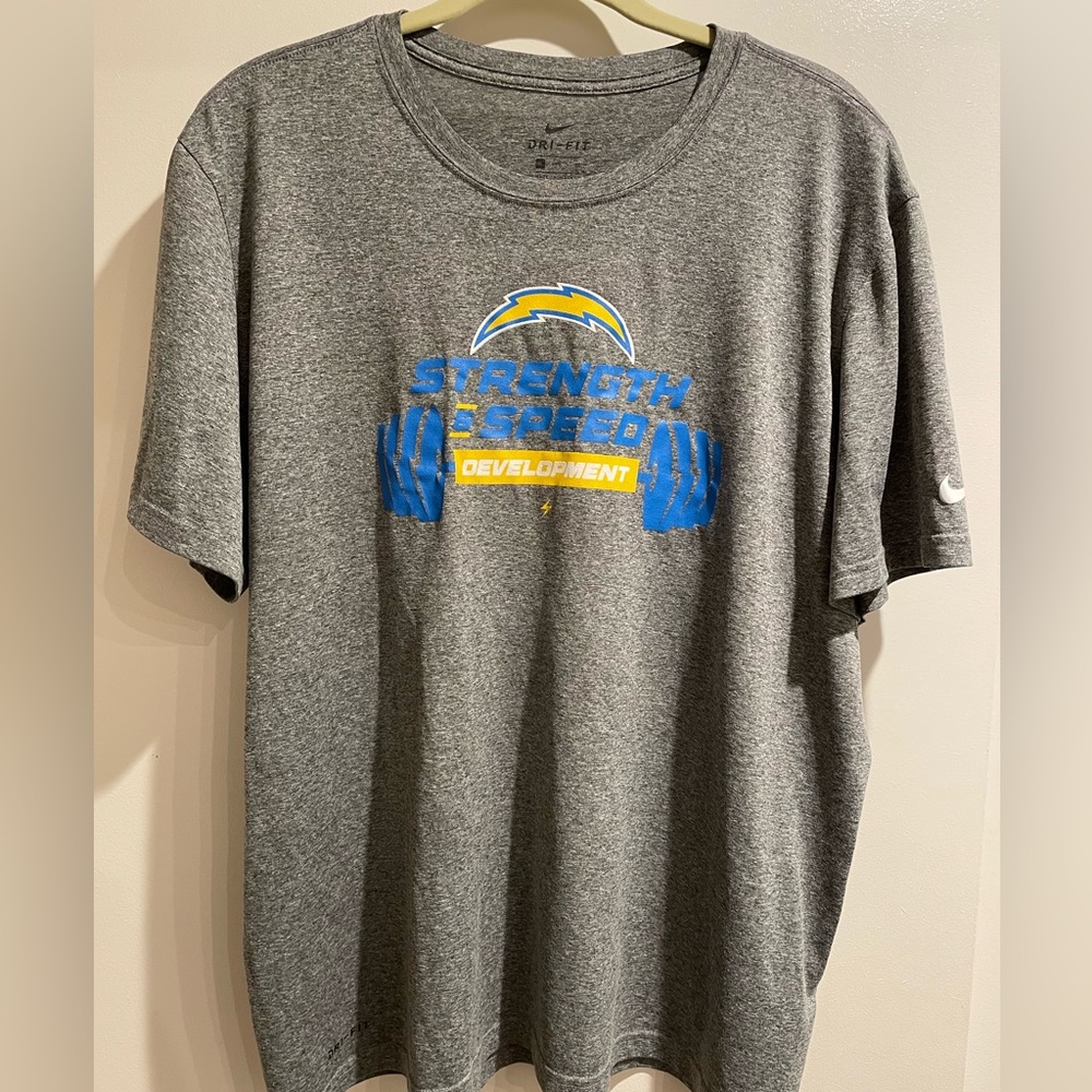 Los Angeles Chargers strength and speed development Nike dri-fit shirt size XL